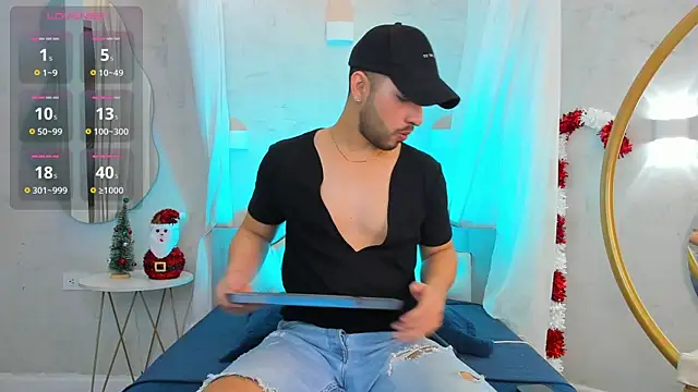 Noah Prince10 online show from December 18, 11:45 pm