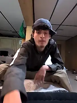 B8RHUNG online show from January 18, 1:07 am