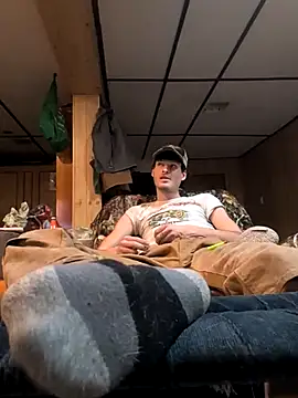 B8RHUNG online show from December 19, 1:46 am