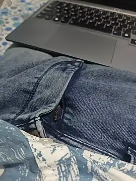 AqueousCrepe online show from July 25, 6:48 pm