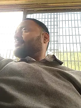 novio-de-la-tarde online show from February 20, 4:53 am