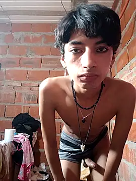 leytondf online show from December 20, 7:43 pm