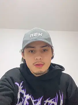 Tyron 1228 online show from December 20, 6:42 am