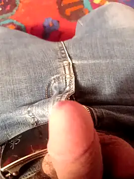 alixanrhg online show from April 11, 7:50 pm