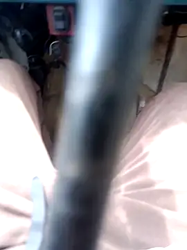 alixanrhg online show from April 28, 8:19 am