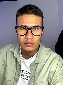 Latin Paisa Boy online show from January 9, 12:05 am