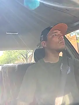 HoofedCylinder online show from April 21, 4:02 pm