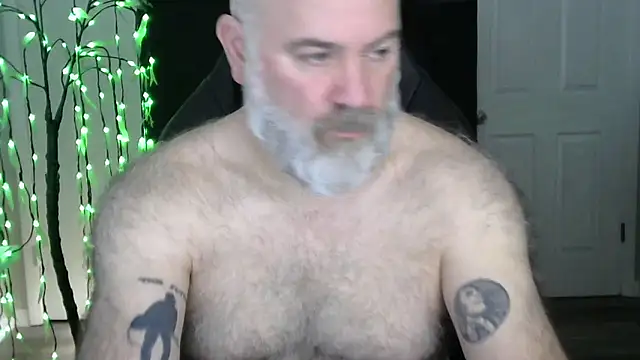 XJJ77x online show from March 4, 3:41 pm