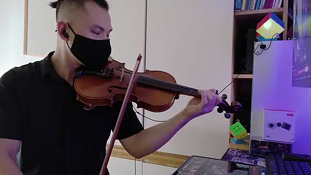 OnlyHand9x online show from April 17, 3:31 am