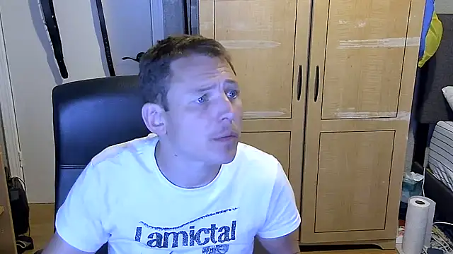 AurinSky online show from June 14, 2:35 am