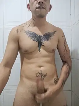 MrWolfHot online show from April 5, 2:19 am