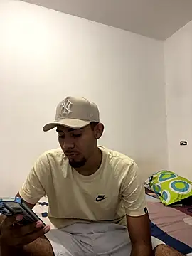 youngalexofficial online show from January 18, 5:31 am