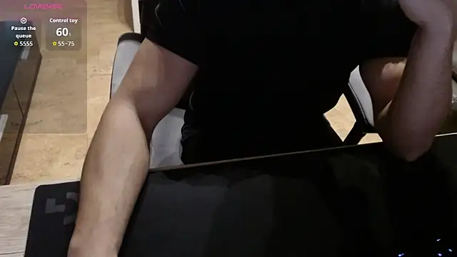 sensualman90 online show from February 12, 10:38 pm