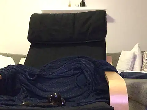 karl680 online show from December 13, 5:21 pm