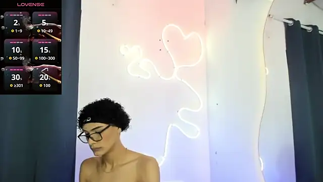 HotboyLyan online show from February 21, 10:05 am