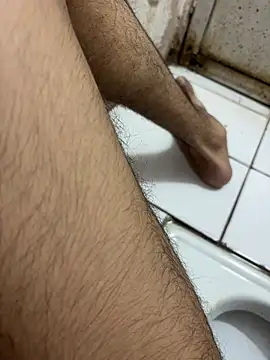 zxcvgf12300 online show from July 1, 2:29 pm