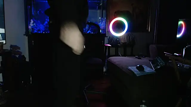 EspanolVato online show from February 11, 11:15 am