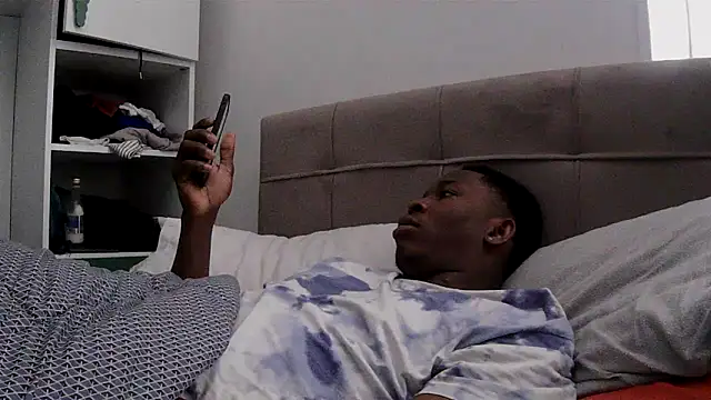 Bigchocco online show from March 28, 10:15 am