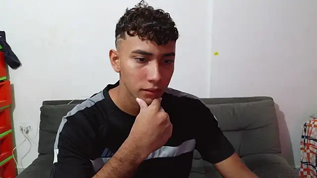 naugthy boy88 online show from January 12, 10:03 pm