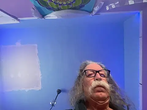 LickYourYoni online show from March 3, 3:30 pm