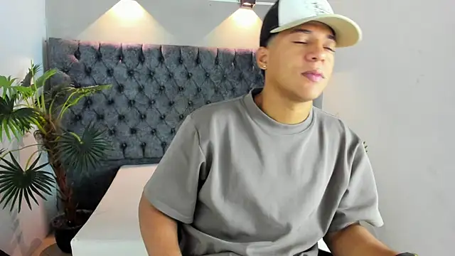 MATHY ROBERT online show from January 12, 12:53 pm