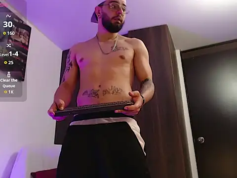 Axel Stton online show from March 24, 2:11 pm