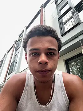 l-laross online show from July 23, 3:31 pm