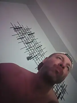 LoadedOstinato online show from February 26, 5:42 am