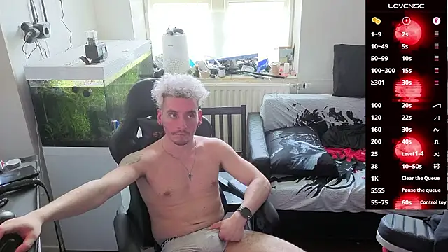 Rayzel White online show from March 8, 1:04 pm