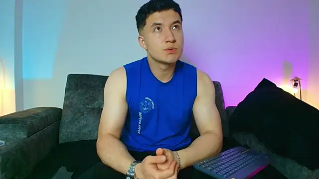 Alexander Connor online show from March 21, 12:09 pm