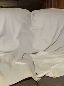 givemeabreak34 online show from April 3, 6:48 pm