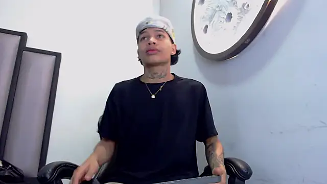 Dogan Renzo0 online show from March 3, 11:28 am