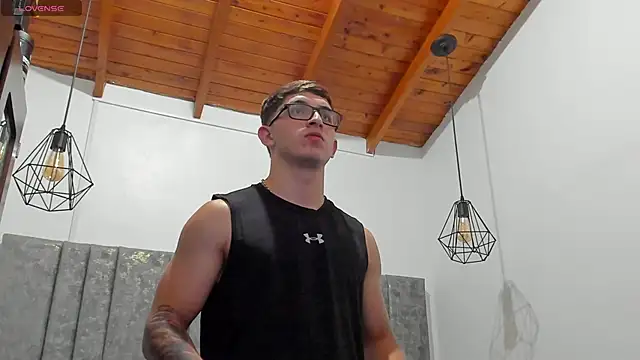 Calvin Hunter online show from April 16, 2:11 am