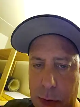 Martin dick78 online show from April 30, 8:05 pm