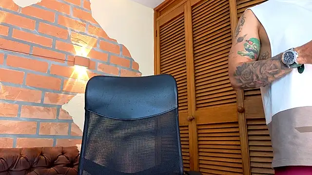 mister eithan online show from February 19, 2:30 am