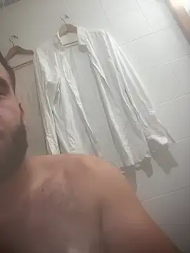 Tumatadorrrx online show from April 15, 6:52 pm