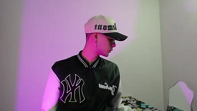 Vlad  night online show from February 2, 5:28 am