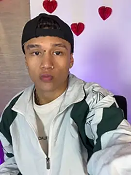 Dominik Souza online show from February 15, 7:44 pm