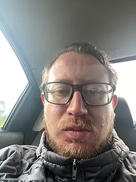 Ecuhot8976 online show from February 1, 10:19 pm