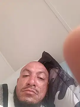Joshthepussy online show from June 29, 1:00 pm