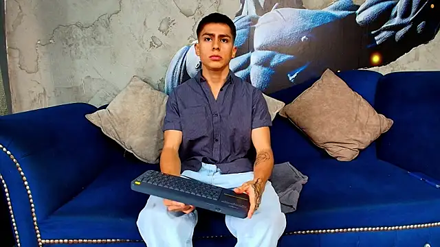 Aron pulse online show from March 28, 1:44 pm