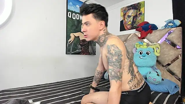 logan smith02 online show from February 7, 10:11 am