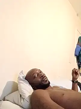 StrangeModel45 online show from February 21, 5:19 am