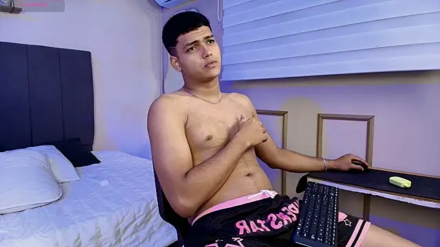 Keinner BigDick online show from July 19, 8:15 pm