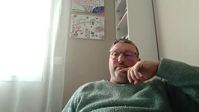 doudou310 online show from February 16, 9:40 am