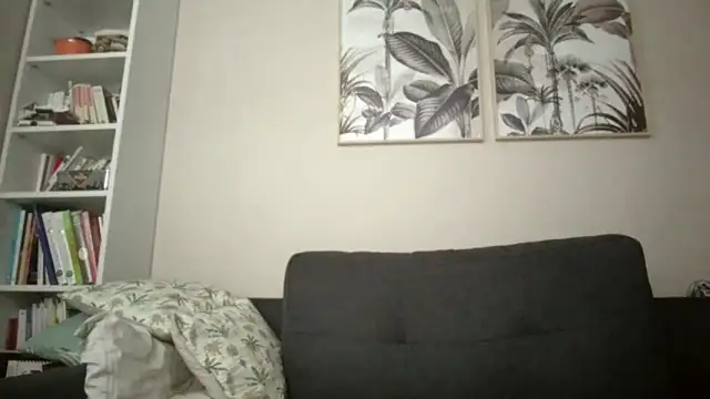 doudou310 online show from March 14, 6:31 am