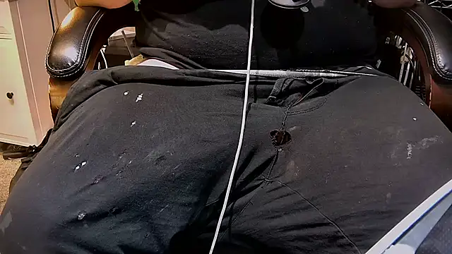 ctguybj online show from June 8, 2:18 pm