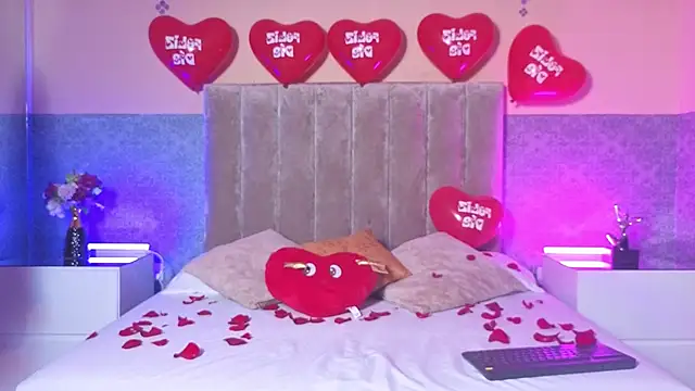 Derek Sinn online show from February 14, 9:10 pm