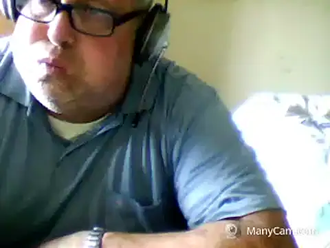 swichcassanesi online show from May 29, 12:48 pm