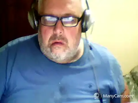 swichcassanesi online show from May 6, 8:53 pm